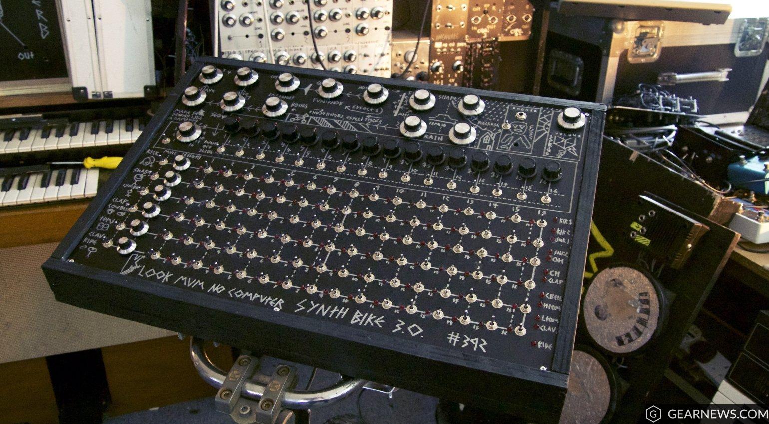 The synth in SynthBike