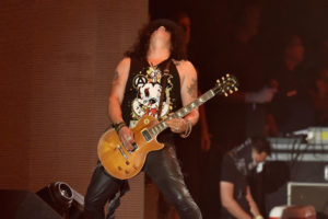 slash2200gettyimages-521781004