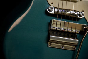 Gibson-pelam-blue-detail