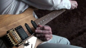 weird-guitar-sounds2jpg