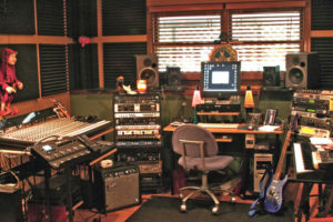 ron-studio_1jpg