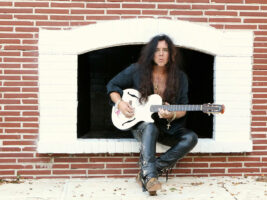 Yngwie-Malmsteen-HERO401400x1050