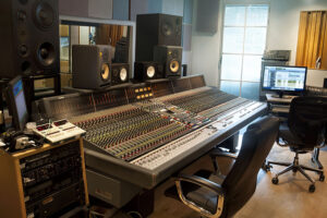 RAK-Studio-2-cred_-courtesy-of-fever