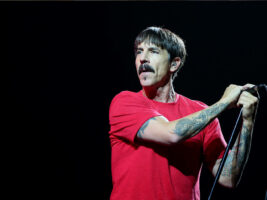 anthony-kiedis401400x050