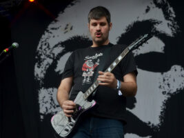 Kurt-Ballou-Converge-Credit-Medios-y-Media-Getty-Images402000x1500