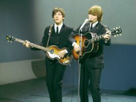 Paul-McCartney-John-Lennon-Photo-David-Redfern-Redferns402000x1500