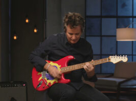 screamadelica-stratocaster402000x1500
