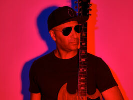 tom-morello402000x1500
