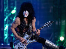 Paul-Stanley-Photo-Roberto-Serra-Iguana-Press-Getty401400x1050