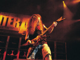 dimebag-darrell402000x1500