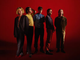 fontaines-dc402000x1500