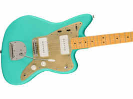 squier-40th-anniversary-jazzmaster-hero402000x1500