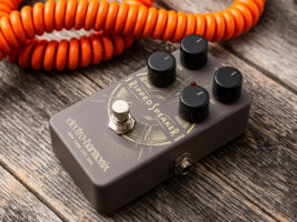 Electro-Harmonix-Ripped-Speaker-HERO402000x1500