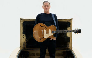 Bryan-Adams-Credit-Press-HERO402560x1625