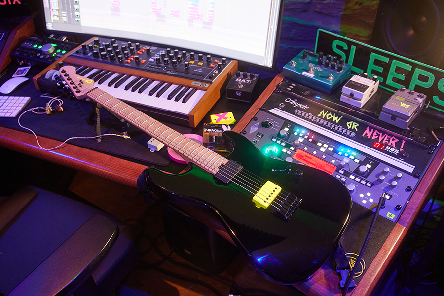 Charvel Sean Long