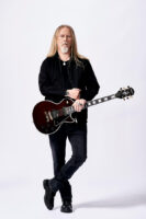 Jerry-Cantrell-Gibson-01