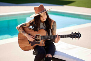 1-Taylor-Guitars_May2022_Press-Release_All-Koa-700-Series