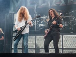 Megadeth402000x1500-1
