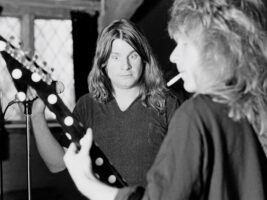 Ozzy-Randy-Rhoads-Photo-Fin-Costello-Redferns402000x1500