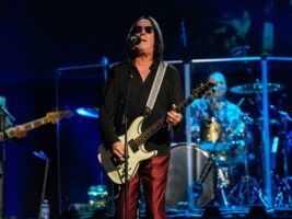 todd-rundgren-mickey-bernal-getty-images402000x1500