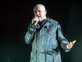 Peter-Gabriel402000x1500