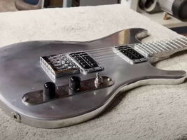 Burls-Art-Youtube-Aluminium-guitar402000x1500