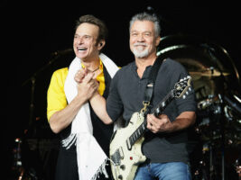 David-Lee-Roth-Eddie-Van-Halen402000x1500