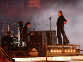 black-sabbath402000x1500