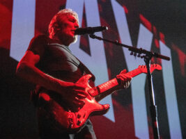 roger-waters402000x1500