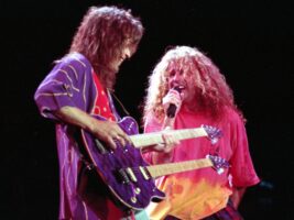 Van-Halen-Sammy-Hagar402000x1500