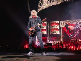 brian-may-402000x1500