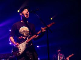 mike-shinoda402000x1500