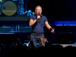 Bruce-Springsteen402000x1500