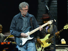 Eri-Clapton-Crossroads402000x1500