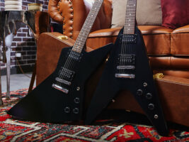 Gibson-Flying-V-Explorer-80s402000x1500