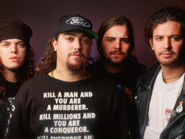 Sepultura-Max-Cavalera-Iggor-Cavalera-Andreas-Kisser-Paulo-Xisto-Pinto-Jr-1993-image-Gie-Knaeps-Getty-Images402000x1500