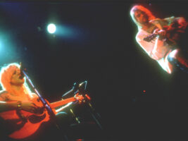 courtney-love-kurt-cobain402000x1500