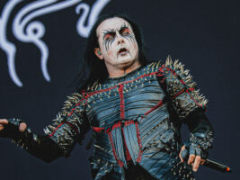Dani-Filth402000x1500