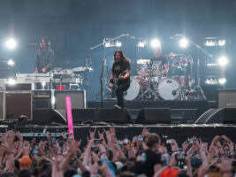 Foo-Fighters402000x1500