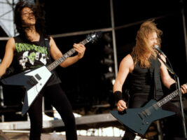 Kirk-Hammett-James-Hetfield-image-Mick-Hutson-Redferns-Getty402000x1500