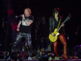 guns-n-roses-glasto-2023402000x1500