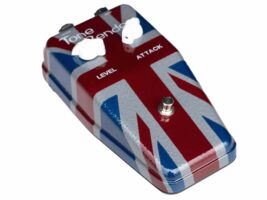 king-of-fuzz-british-pedal-co402000x1500