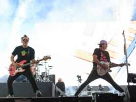 Blink-182402000x1500-1