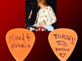 Kobain-pick-auction402000x1500