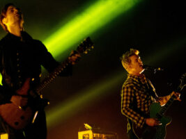 TGO-Like-Clockwork-QOTSA-hero402000x1500