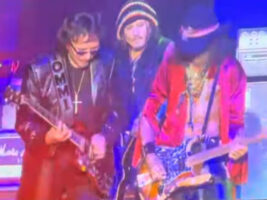 Tony-Iommi-Hollywood-Vampires-Live402000x1500