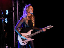 nita-strauss-june-2023402000x1500