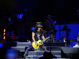 slash-402000x1500