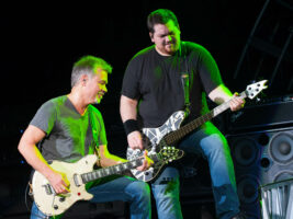 Eddie-Van-Halen-Wolfgang-Van-Halen402000x1500