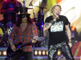 GNR-Axl-Rose-Slash